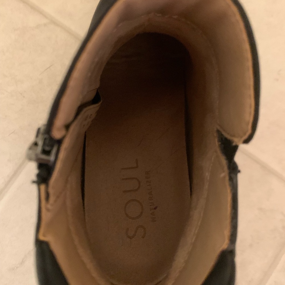SOUL Black booties -size 9